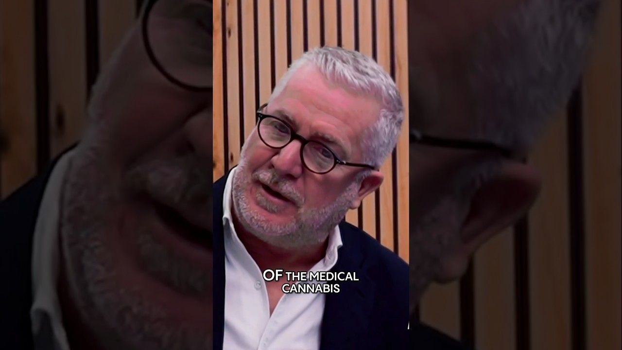 Smoking vs vaporising medical cannabis.jpg